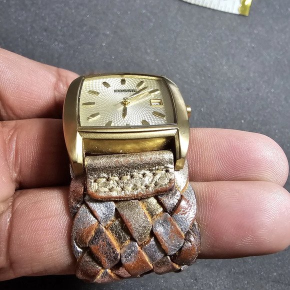 Vintage Fossil Ladies Quartz Watch Gold Tone Date Just Woven Strap Working shows - Picture 3 of 9
